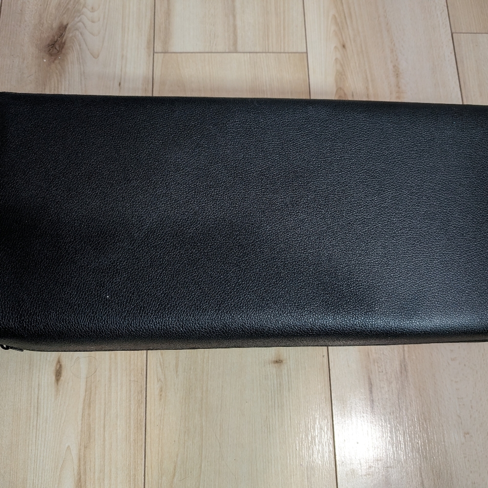 Celina Ryden's Moonflair XXL Custom Nail Arm Rest - Professional Manicure Pillow - Picture 5 of 5